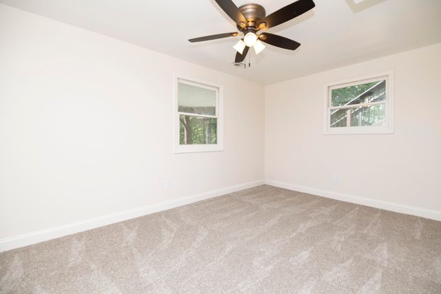 6303 S OLD VILLAGE RD, Columbia, MO 65203