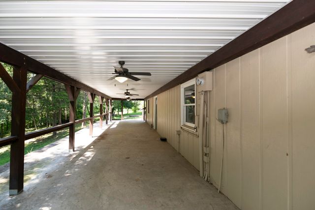 6303 S OLD VILLAGE RD, Columbia, MO 65203