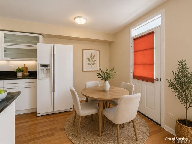 3425 150th Pl 1E, Flushing, NY 11354