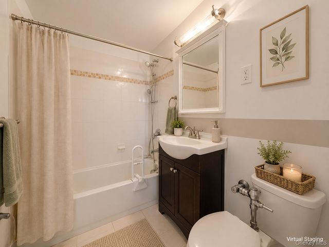 3425 150th Pl 1E, Flushing, NY 11354