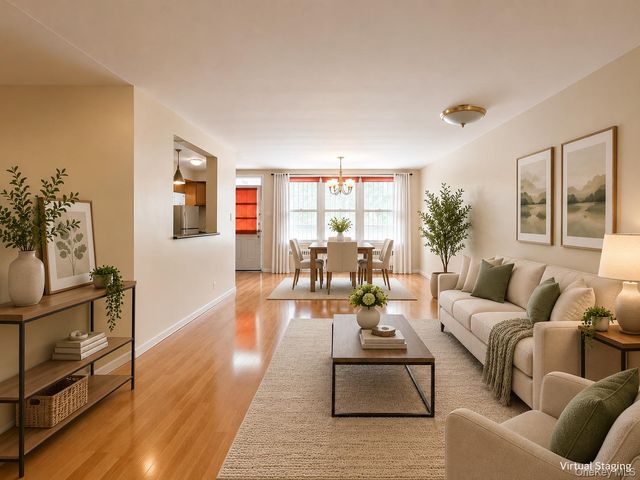 3425 150th Pl 1E, Flushing, NY 11354