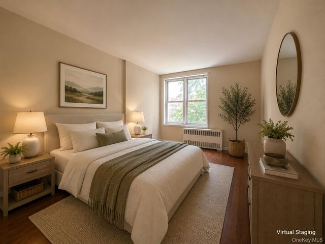 3425 150th Pl 1E, Flushing, NY 11354