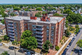 3425 150th Pl 1E, Flushing, NY 11354