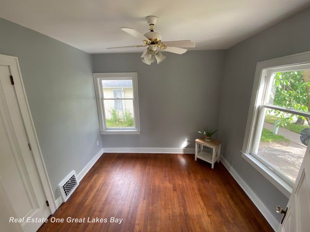 1003 Mackinaw Street, Saginaw, MI 48602