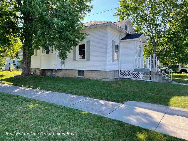1003 Mackinaw Street, Saginaw, MI 48602