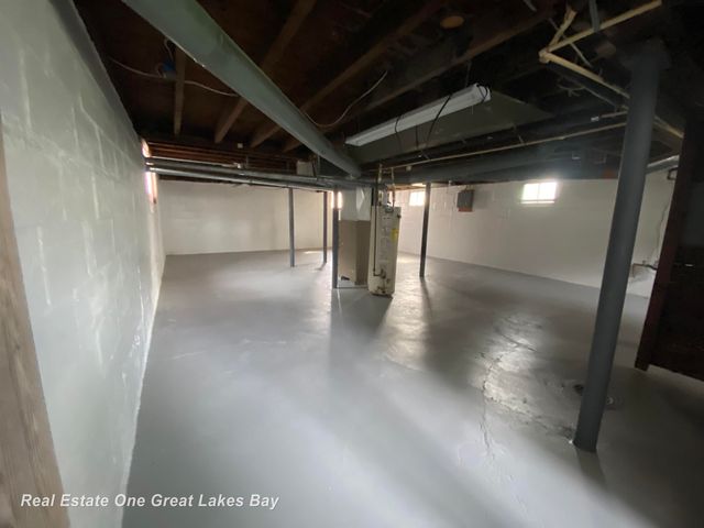 1003 Mackinaw Street, Saginaw, MI 48602
