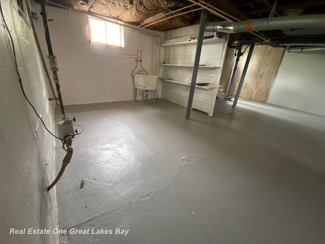 1003 Mackinaw Street, Saginaw, MI 48602
