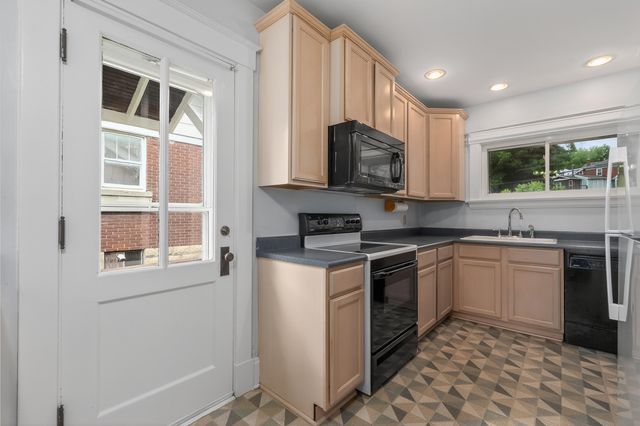 2167 Memorial Parkway, Fort Thomas, KY 41075