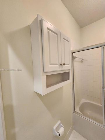 1213 NE 32nd Ave 0, Homestead, FL 33033