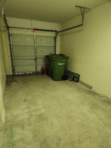 1213 NE 32nd Ave 0, Homestead, FL 33033