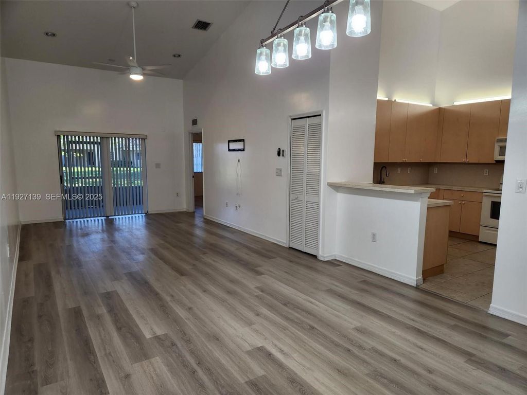 1213 NE 32nd Ave 0, Homestead, FL 33033