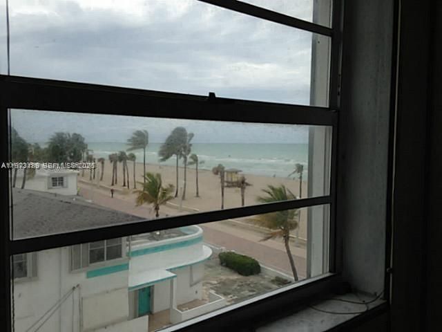 901 S Surf Road 402, Hollywood, FL 33019