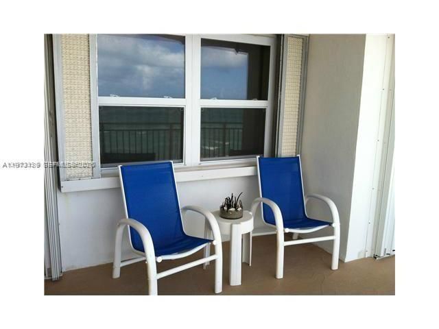 901 S Surf Road 402, Hollywood, FL 33019