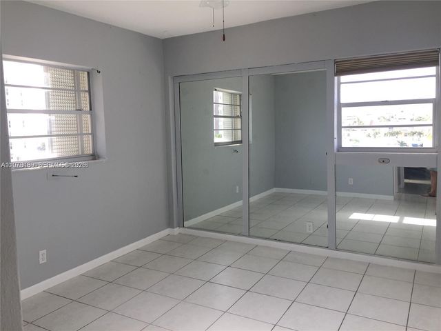 901 S Surf Road 402, Hollywood, FL 33019