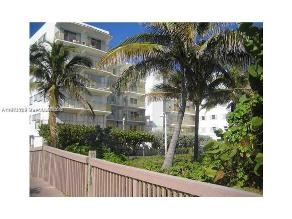 901 S Surf Road 402, Hollywood, FL 33019
