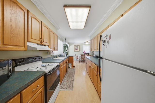 15287 W Apple Orchard Lane, Lincolnshire, IL 60069