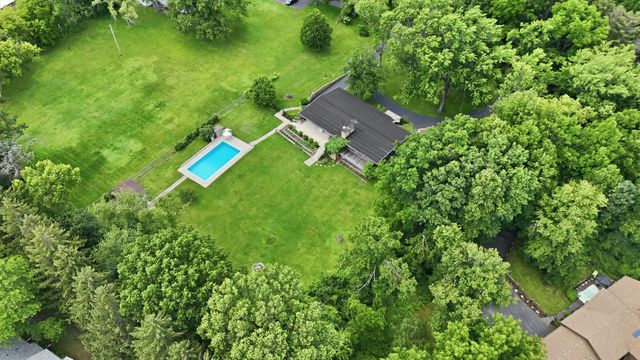 15287 W Apple Orchard Lane, Lincolnshire, IL 60069