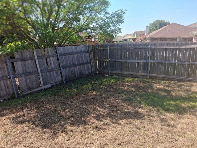 7310 Fossil Lake Drive, Arlington, TX 76002