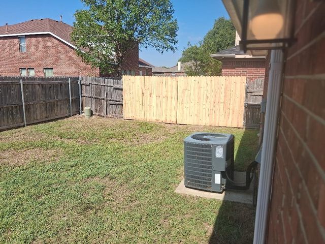 7310 Fossil Lake Drive, Arlington, TX 76002