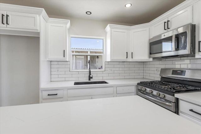 17069 N Indian Canyon Drive 86, Desert Hot Springs, CA 92240