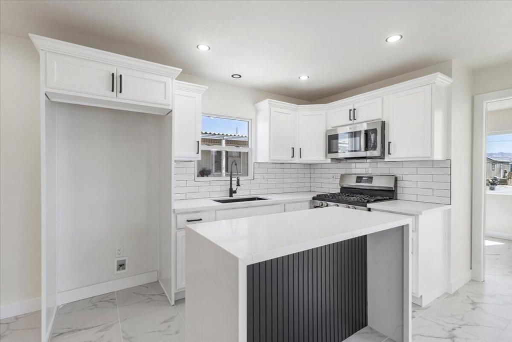 17069 N Indian Canyon Drive 86, Desert Hot Springs, CA 92240