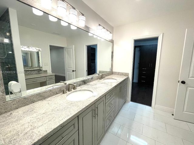 4910 Jefferson Street, Hollywood, FL 33021
