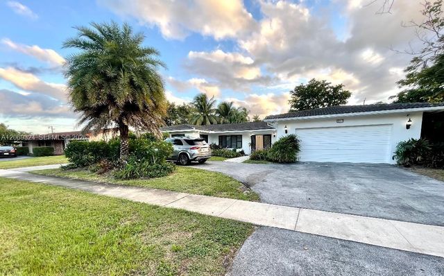 4910 Jefferson Street, Hollywood, FL 33021