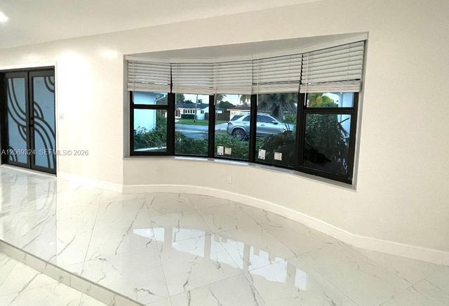 4910 Jefferson Street, Hollywood, FL 33021
