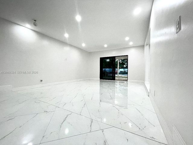 4910 Jefferson Street, Hollywood, FL 33021