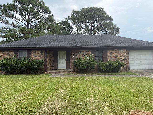209 Longstreet Street, Summerville, SC 29486