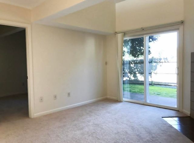 233 Lake St A, Weymouth, MA 02189