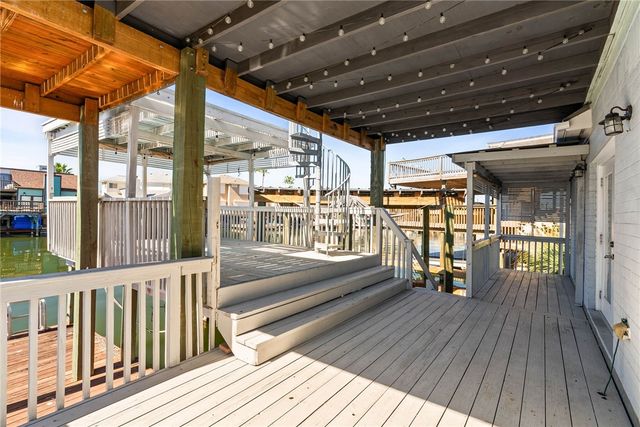 15337 Bowsprit Ct, Corpus Christi, TX 78418