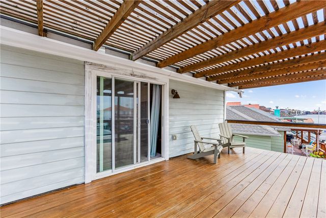 15337 Bowsprit Ct, Corpus Christi, TX 78418