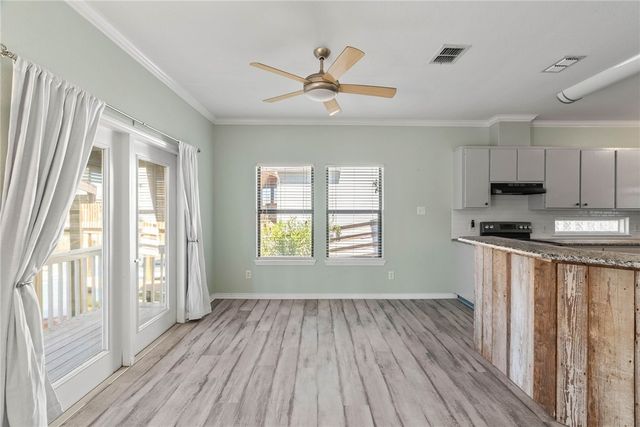 15337 Bowsprit Ct, Corpus Christi, TX 78418