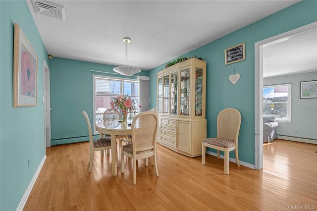 48 Lawrence Street, New Hyde Park, NY 11040