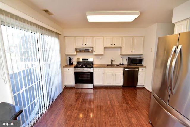 5108 HALIFAX WAY, Mount Laurel, NJ 08054