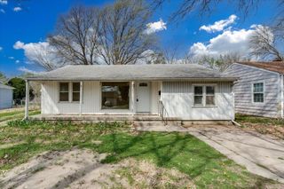 845 S Dellrose Ave, Wichita, KS 67218