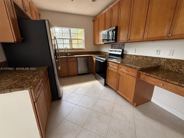 601 S Federal Hwy 32, Lake Worth, FL 33460