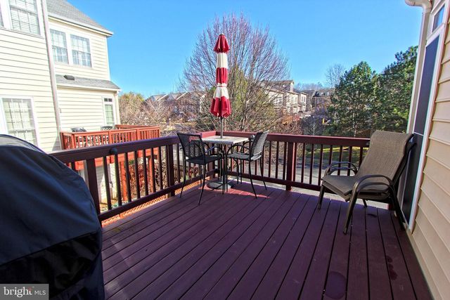 4083 WALNUT COVE CIR, Fairfax, VA 22033