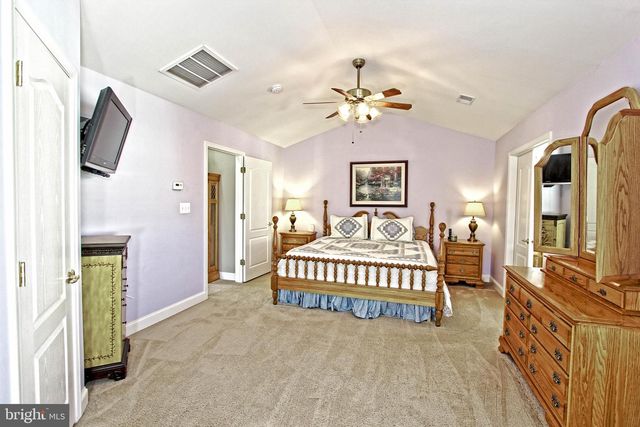 4083 WALNUT COVE CIR, Fairfax, VA 22033