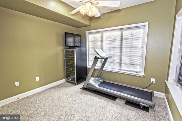 4083 WALNUT COVE CIR, Fairfax, VA 22033
