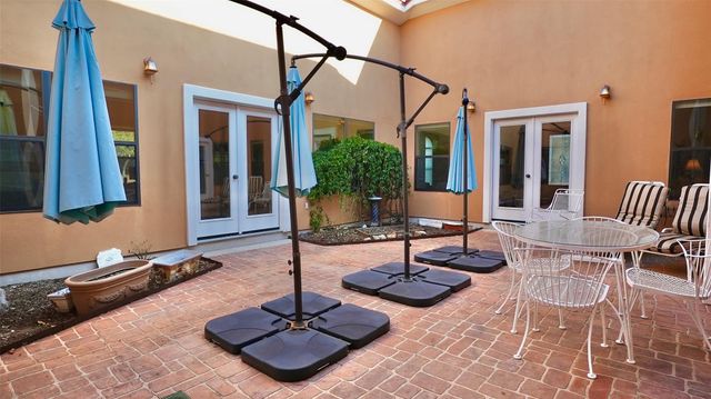 450 Windmill Oaks DR, Wimberley, TX 78676