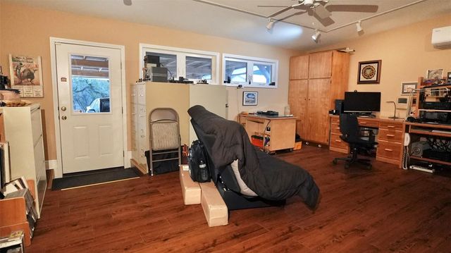 450 Windmill Oaks DR, Wimberley, TX 78676