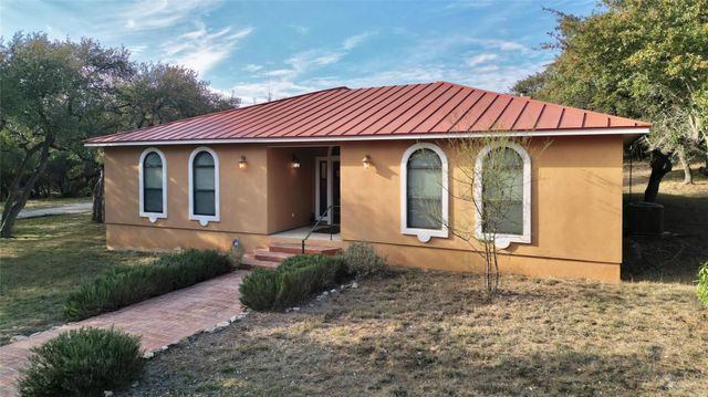 450 Windmill Oaks DR, Wimberley, TX 78676