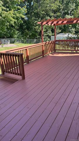 92 Edgewood Drive, Orangeburg, NY 10962
