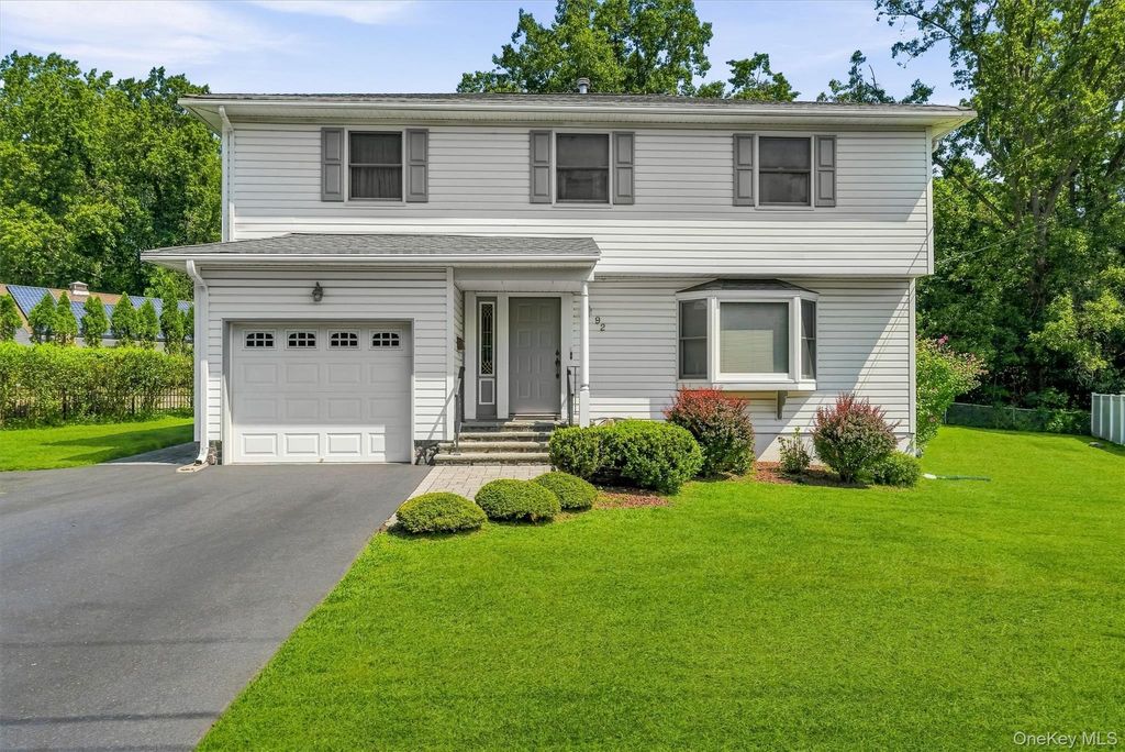 92 Edgewood Drive, Orangeburg, NY 10962 — exterior