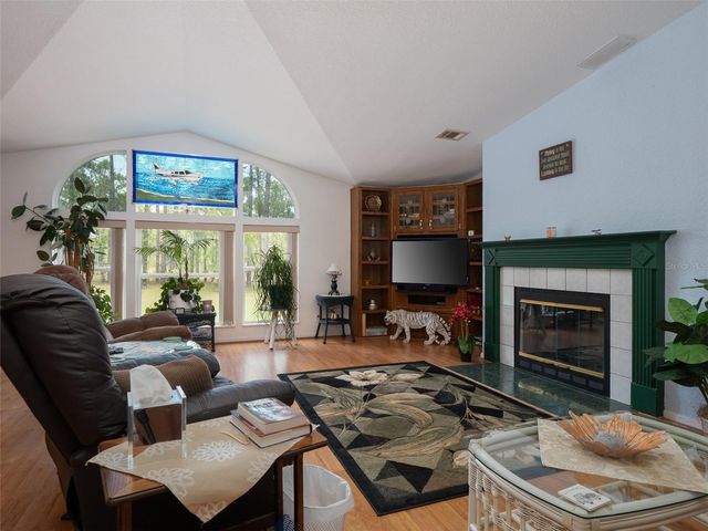 267 MELROSE LANDING DRIVE, Hawthorne, FL 32640