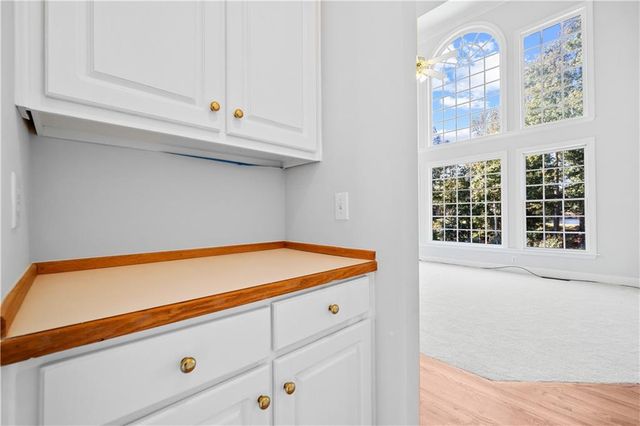 1810 Sunset Harbour Pointe, Lawrenceville, GA 30043