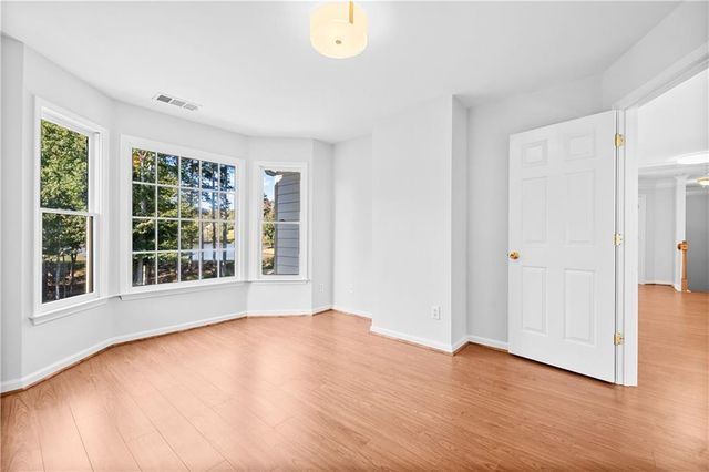 1810 Sunset Harbour Pointe, Lawrenceville, GA 30043