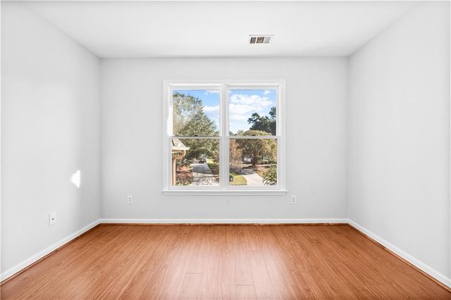 1810 Sunset Harbour Pointe, Lawrenceville, GA 30043